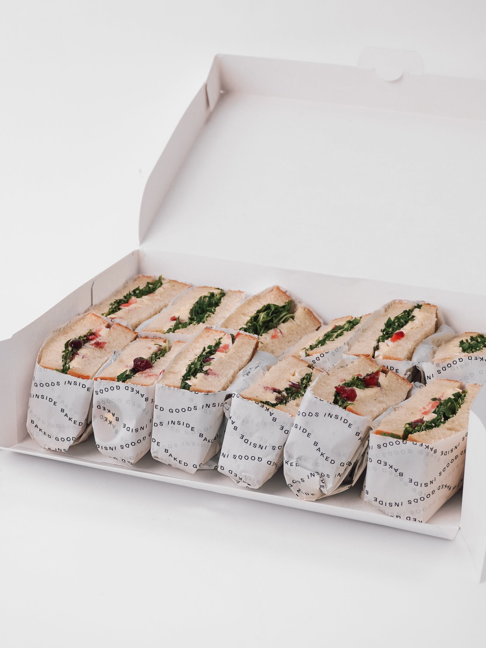 Zestaw kanapek z serem Camembert